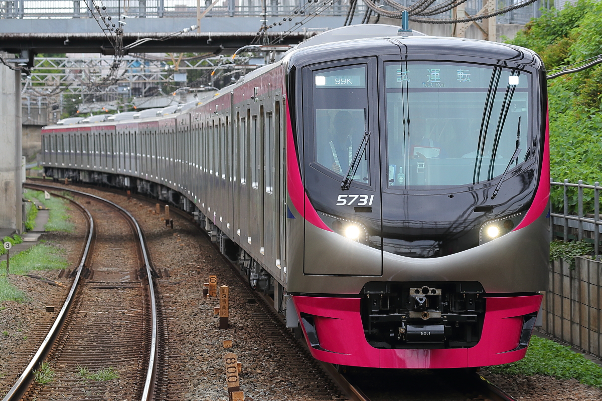 京王5000系試運転 仙川 支配人のたららんな日々