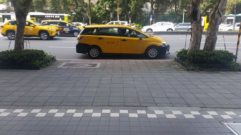 1423 (1)