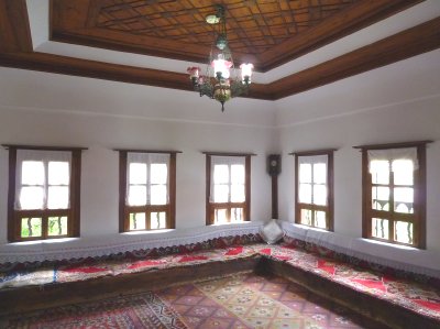 1324 (11)