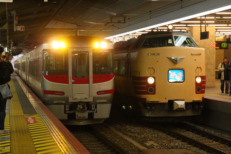 6R3U5382