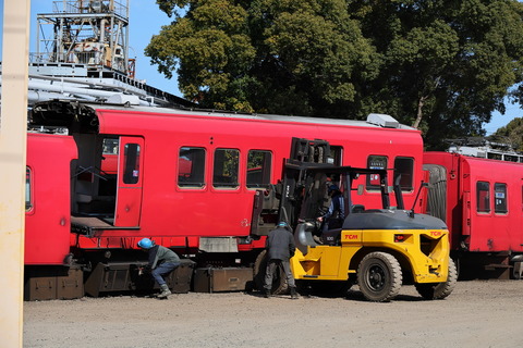 18-1035 (1)