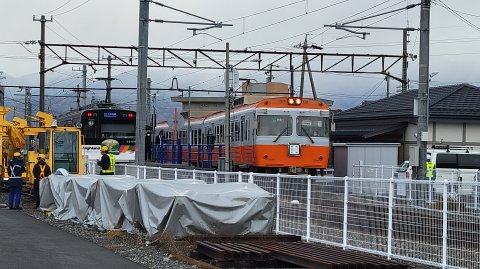 29-0857 (1)