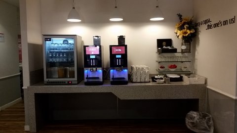 1200 (10)