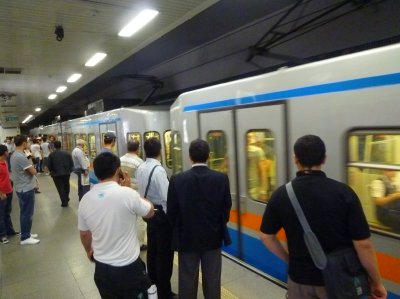 1702 (8)