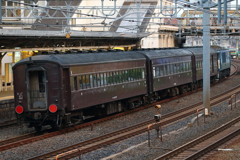 0945 (3)