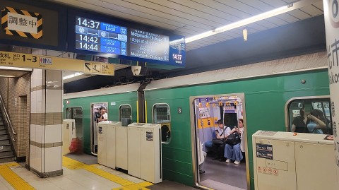 02-1437 (1)