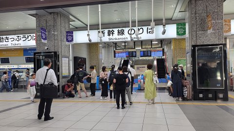 06-0557 (2)