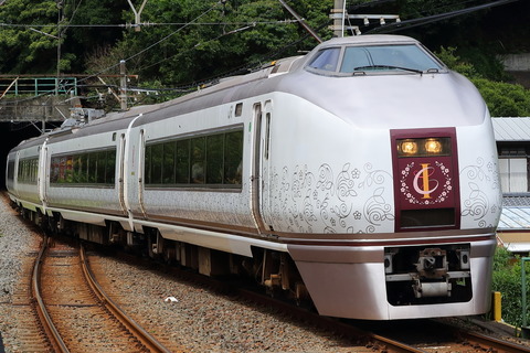 1358 (2)