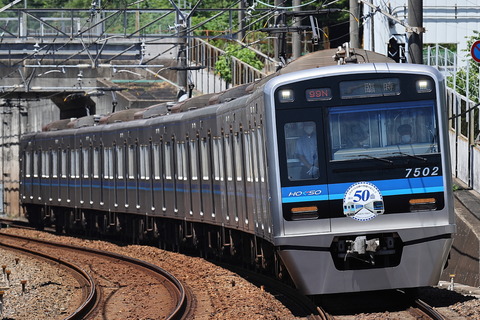 1009 (1)