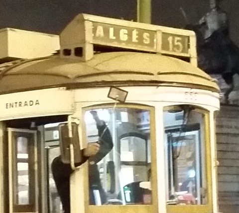 2120 (2)
