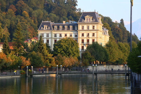 1735 (25)