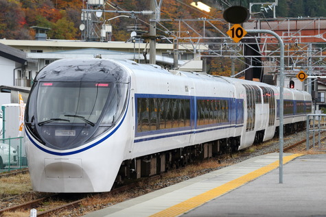 1317 (16)