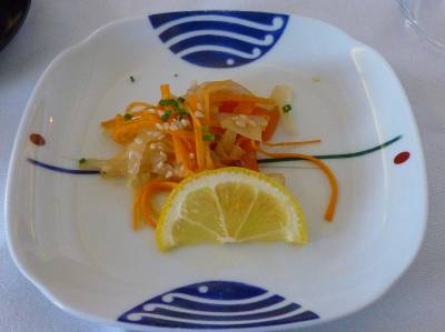 ���դ���