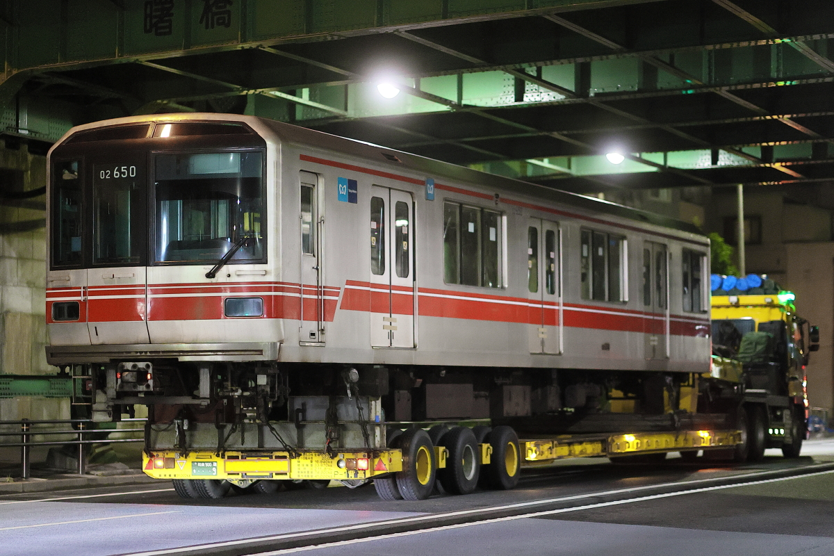 東京メトロ丸ノ内線 02系02-150F 650号車 廃車陸送@曙橋