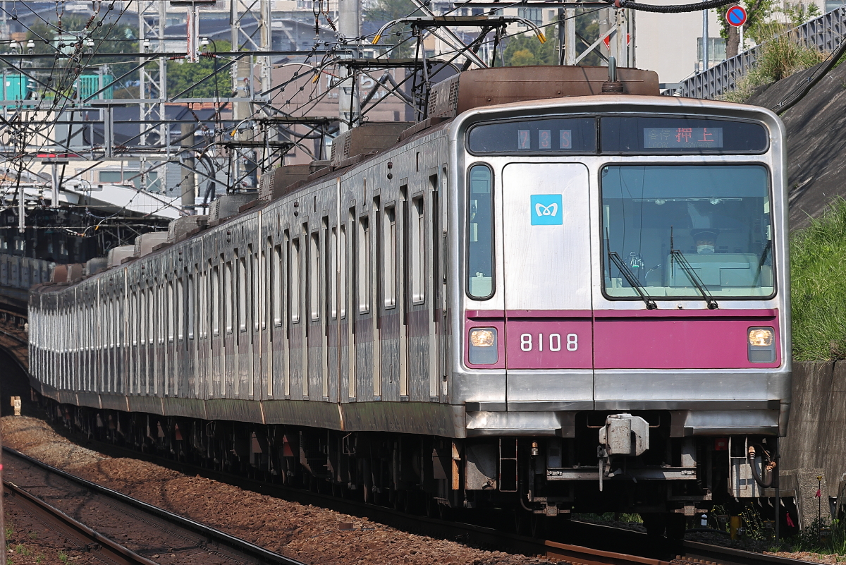 東京メトロ半蔵門線8000系 08系 宮 宮 支配人のたららんな日々