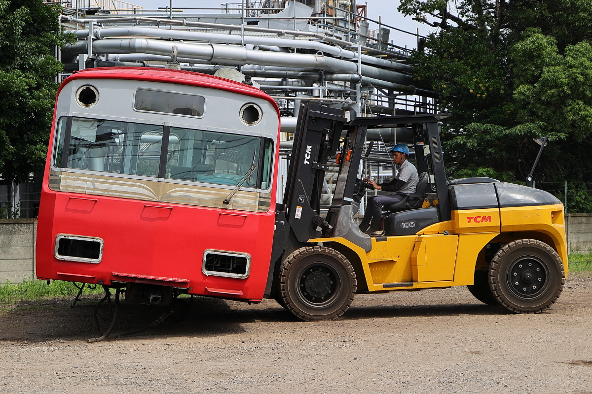 残るは名鉄6000系6052Fの6052,6252号車@名電築港駅 : 支配人の