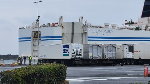 04-1342 (2)
