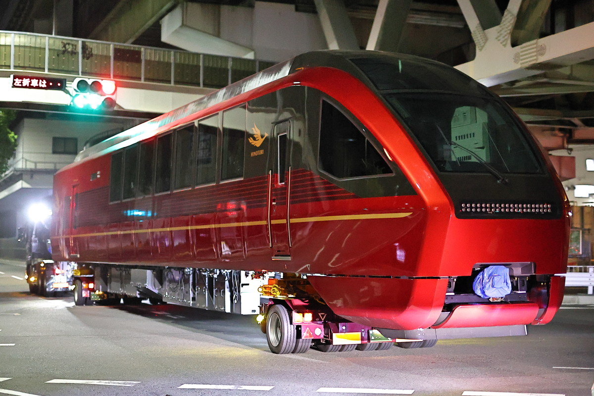 近鉄80000系【ひのとり】…ブルーリボン賞2021受賞 : 支配人の