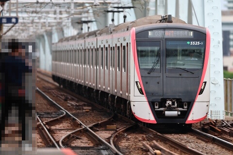 05-1136 (1)