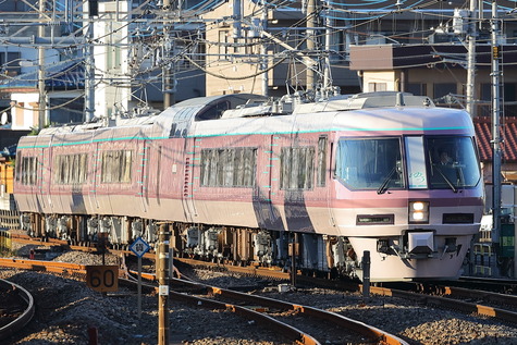 DX8I0275