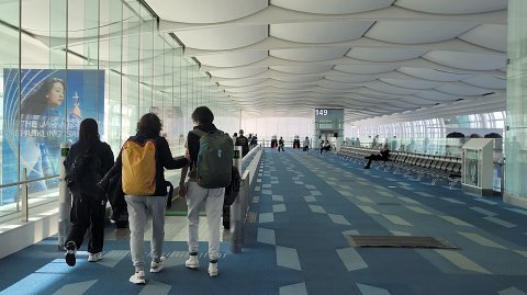 CX543便 香港ゆきに搭乗開始 Boeing777-300 (77P) : 支配人のたららん