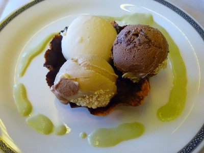 1250�ǥ�����