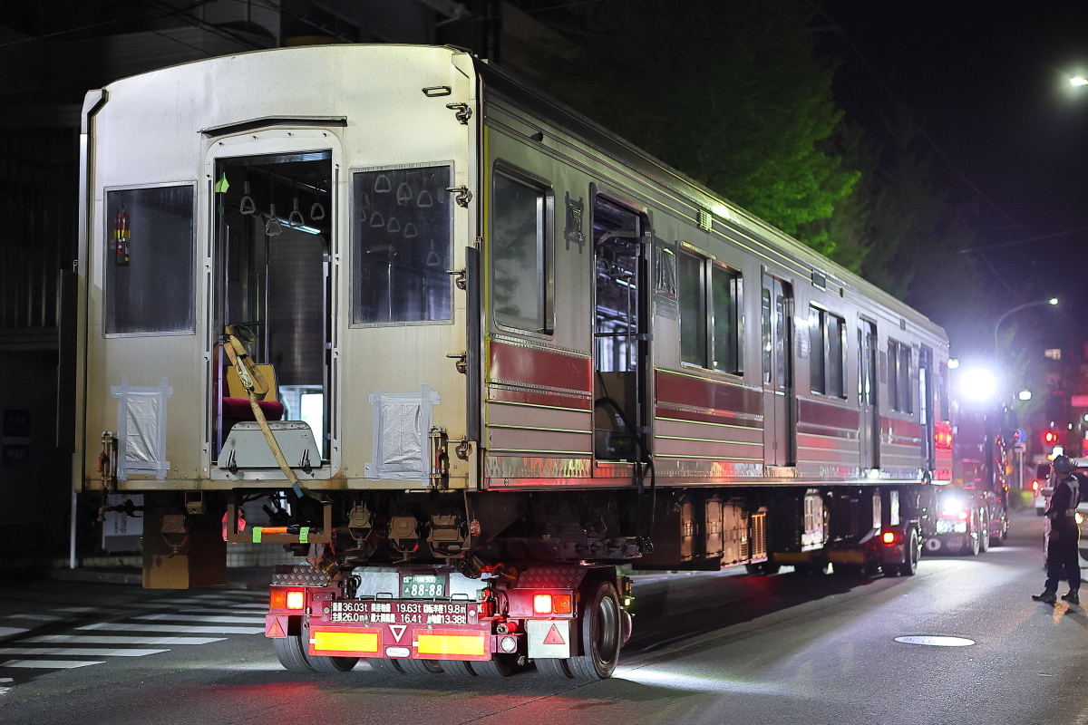 東急9000系中間車 デハ9403 廃車陸送＠桜台 : 支配人のたららんな日々♪