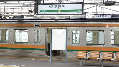 東武伊勢崎線で活躍する8000系 支配人のたららんな日々 東武伊勢崎線で活躍する8000系 支配人のたららんな日々