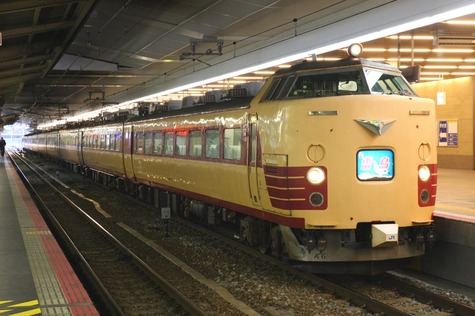 6R3U5358