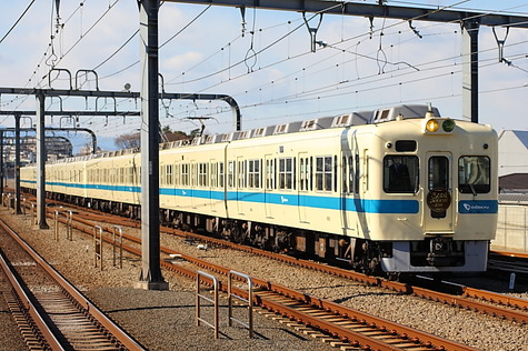 6R3U4680x