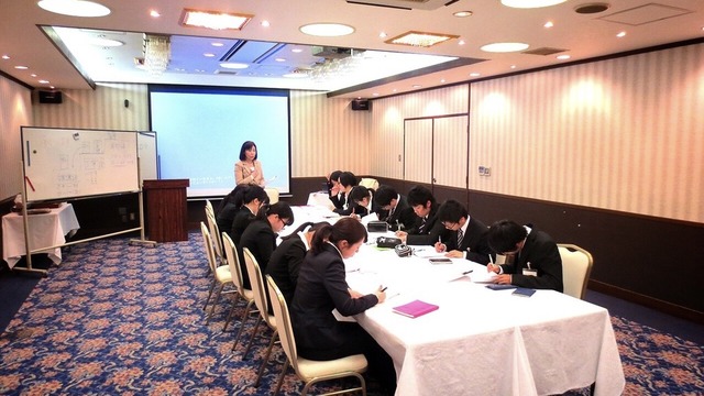 95F67925-1ABC-46EE-8706-449477F611BF