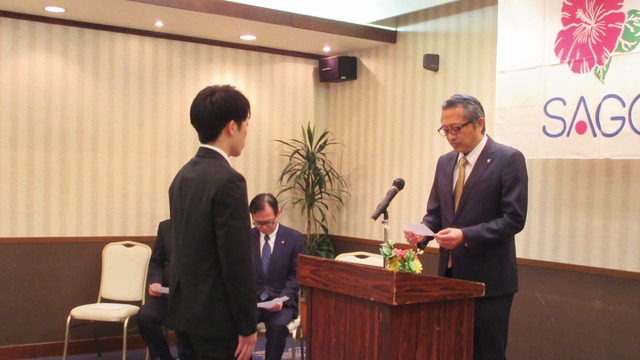 567A0F80-5F66-4663-8D97-2CC6F93791DC