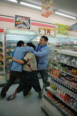 【画像】ローソンでオタクが暴れてるんだがｗｗｗｗｗｗｗｗｗｗｗｗｗｗｗｗｗｗｗｗｗｗｗｗｗｗｗｗｗｗｗｗｗ