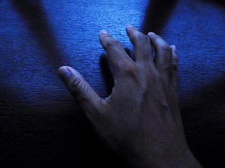 【速報】服役中の元ロック歌手、『襲撃』されてしまう！！！！！！！！！