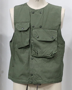 eg2021ss_053_01