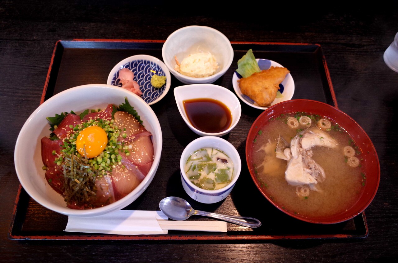 魚屋 の 寿司 東信