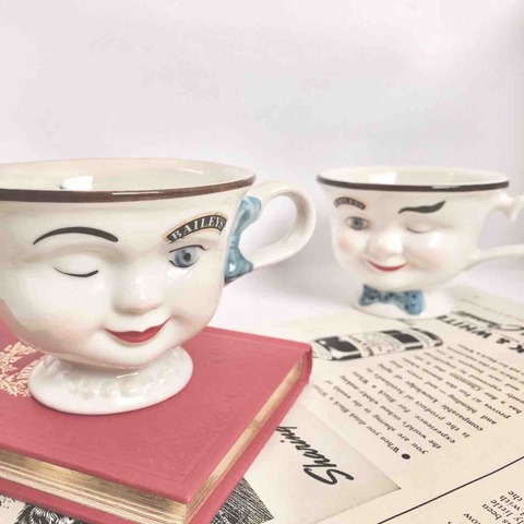 Bailey’s Irish Cream- Winking Teacups｜ベイリーズのティーカップ