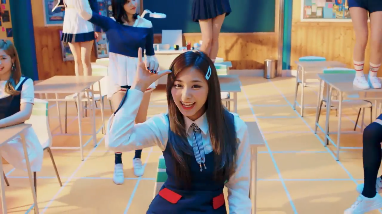 Twice Signal 公開 くらっぴょへんず Twice Signal 公開 くらっぴょへんず