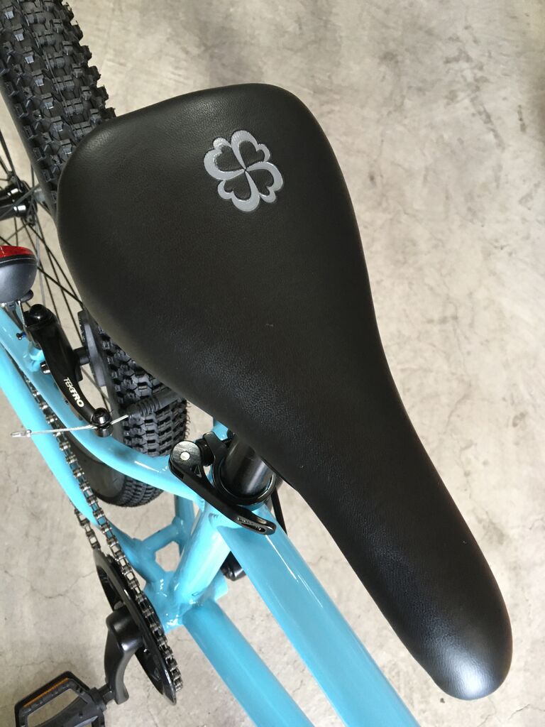 ヨツバサイクル 24インチ ラムネブルー 128cm〜152cm