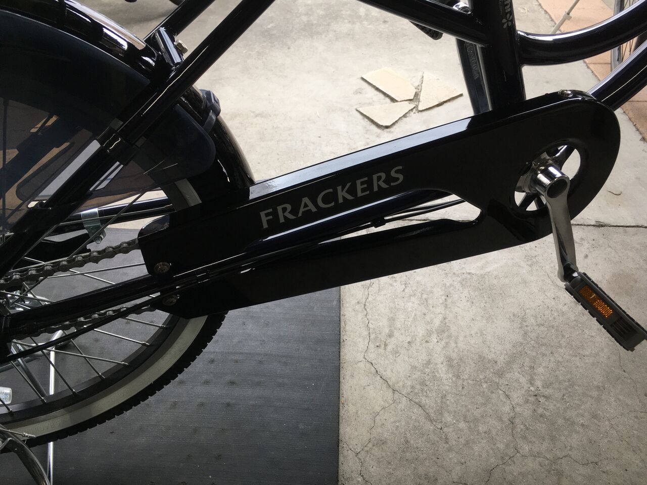 自転車 後 輪 巻き込み 防止