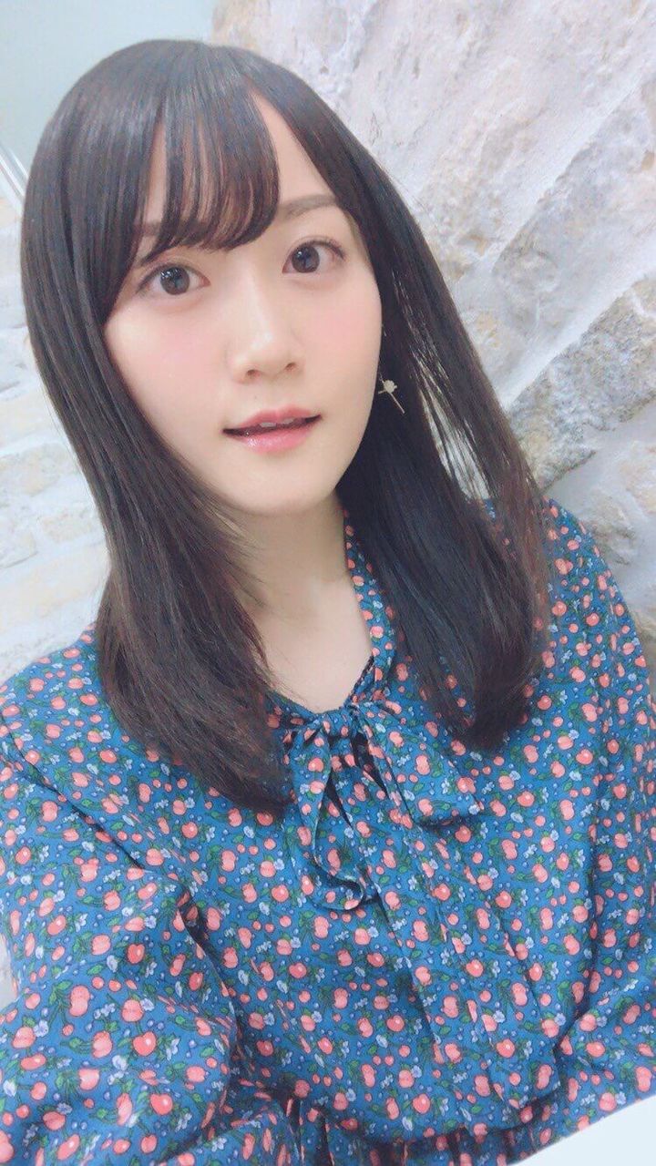 【朗報】小倉唯さん(23)、大人っぽい美人女性になる : つかさ速報