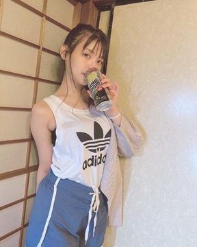 上坂すみれ