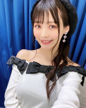 性優の上坂すみれ
