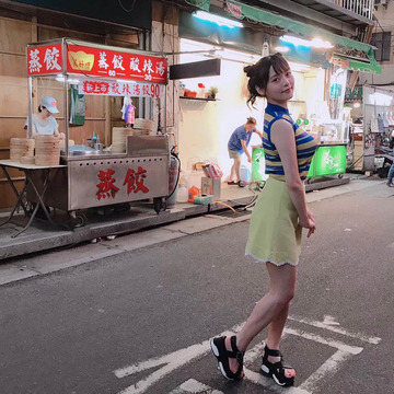 上坂すみれ胸