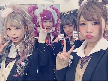 田奈高校卒業式女子高生7