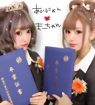 田奈高校卒業式女子高生5