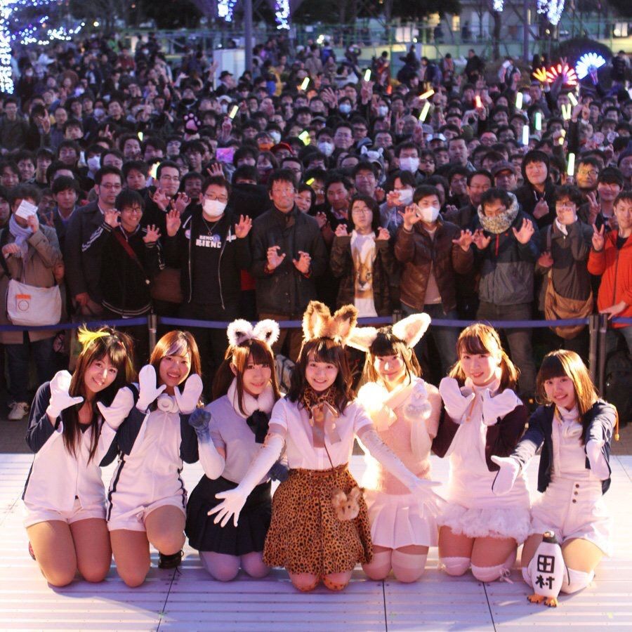 けものフレンズのイベントに来たオタクの集合写真ww 大物youtuber速報 けものフレンズのイベントに来たオタクの集合写真ww 大物youtuber速報