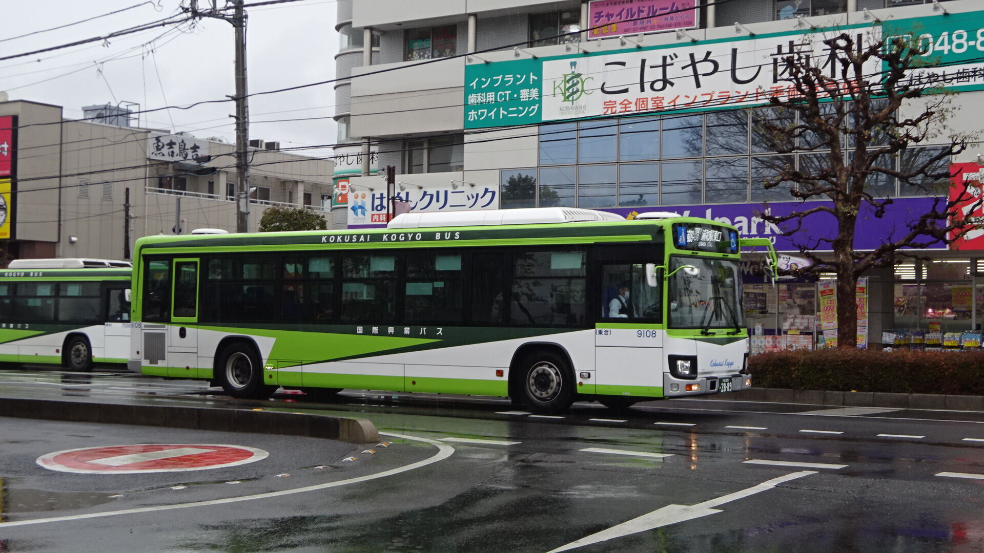 東浦和駅にて 3 13 さいたまイーストの路線バス観察記