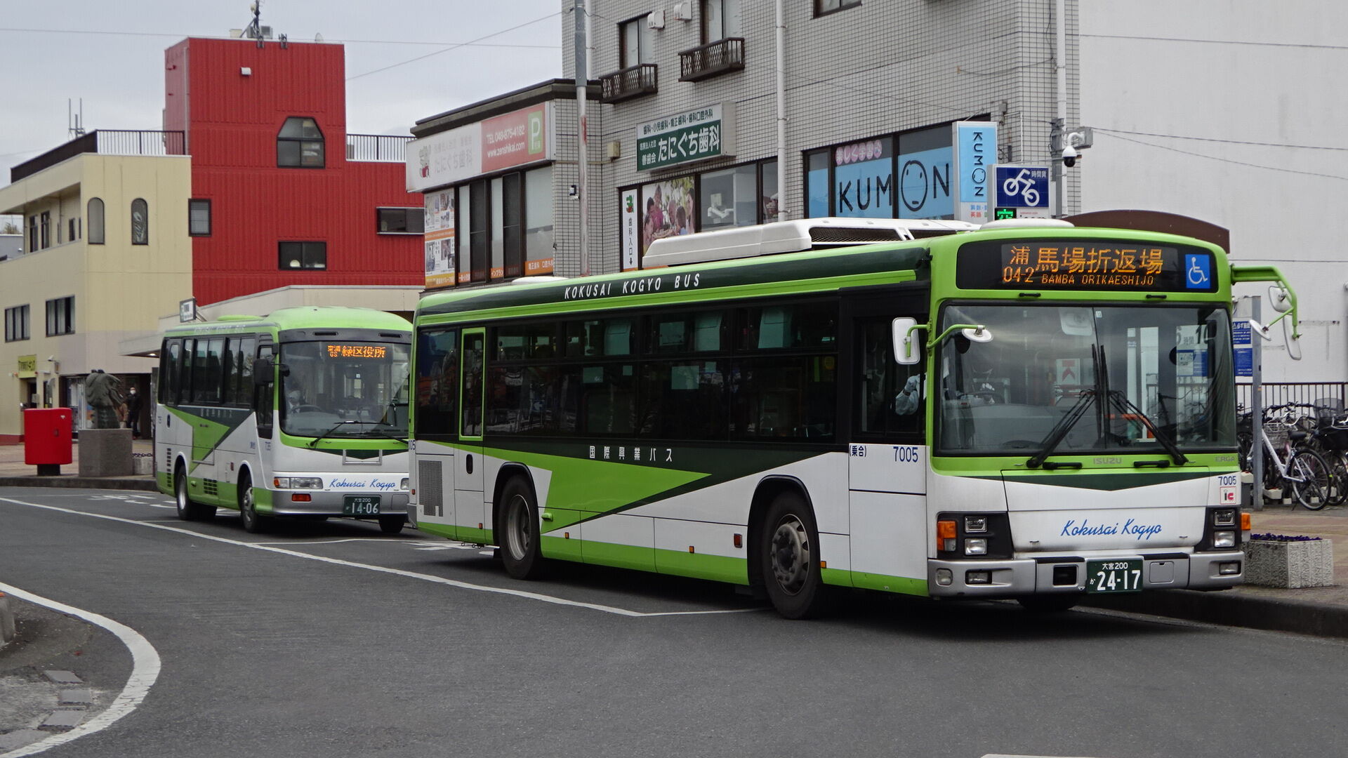 東浦和駅にて 3 7 さいたまイーストの路線バス観察記 東浦和駅にて 3 7 さいたまイーストの路線バス観察記