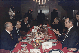 280px-Bush_and_Gorbachev_at_the_Malta_summit_in_1989